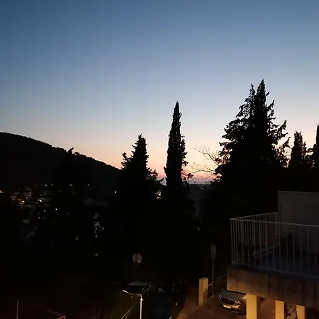 Meridiens דירה
