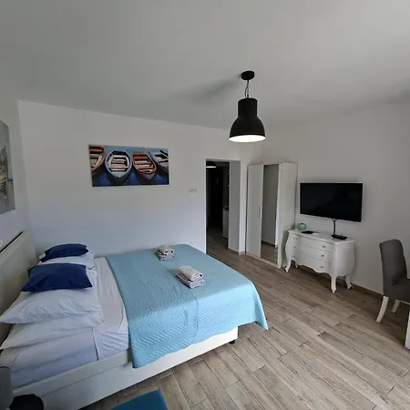 Meridiens דירה